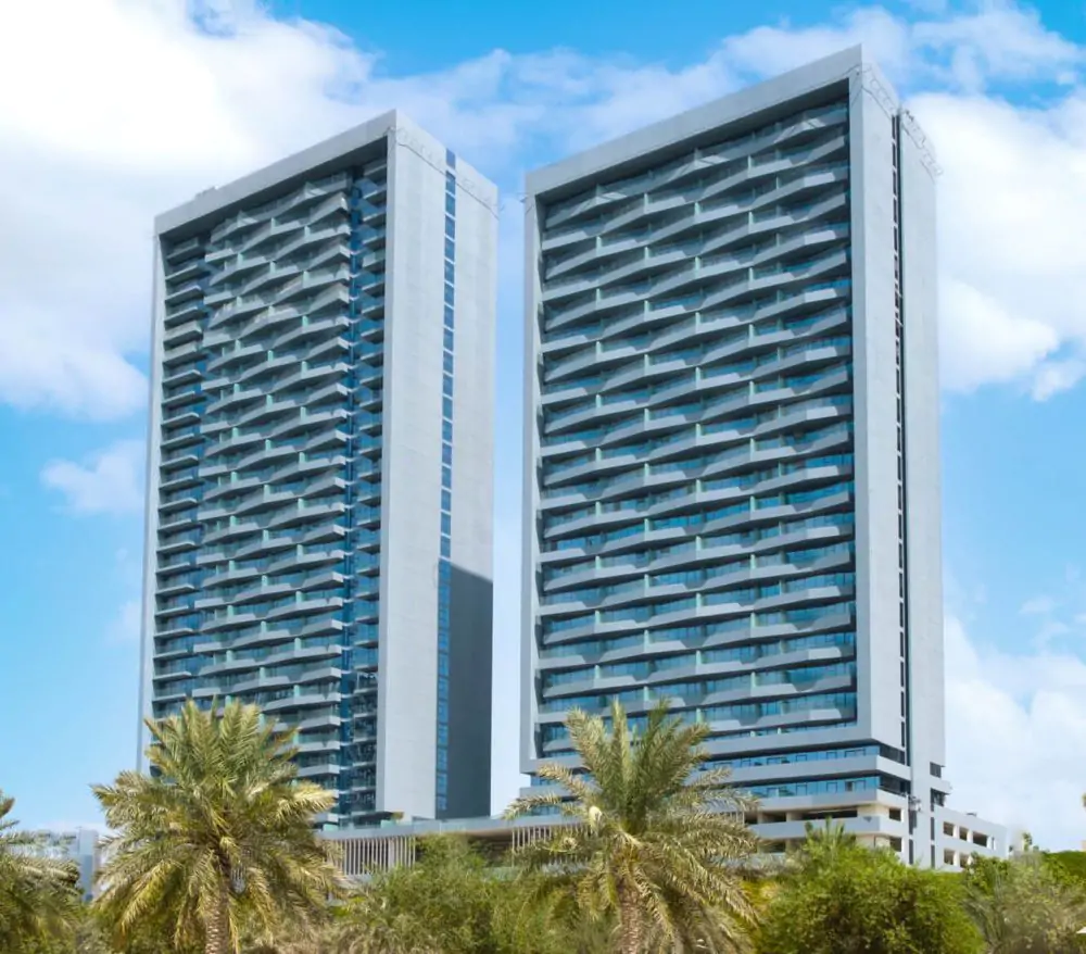 College students walking - bloom living